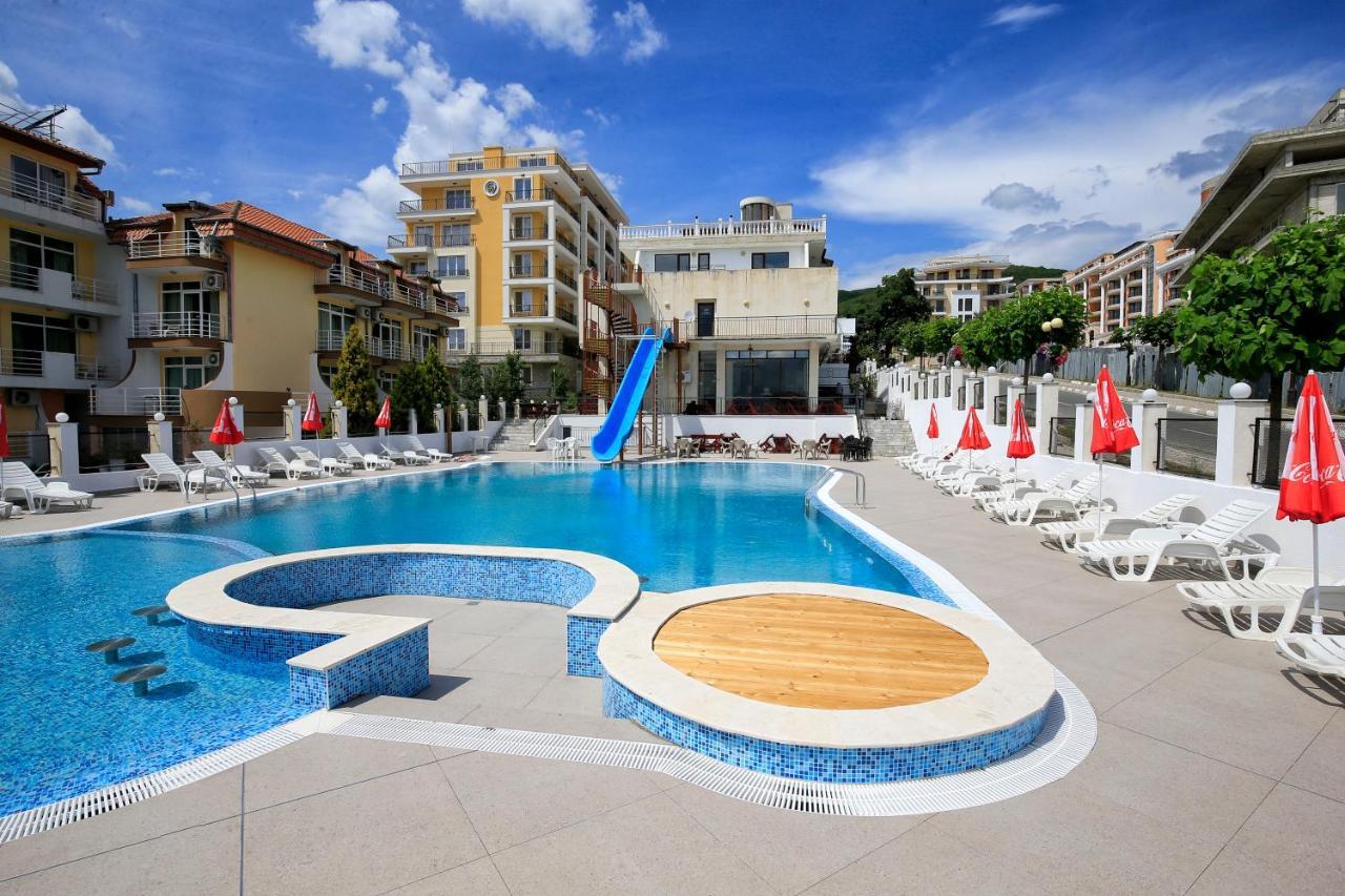 Hotel Corona Sveti Vlas Dış mekan fotoğraf