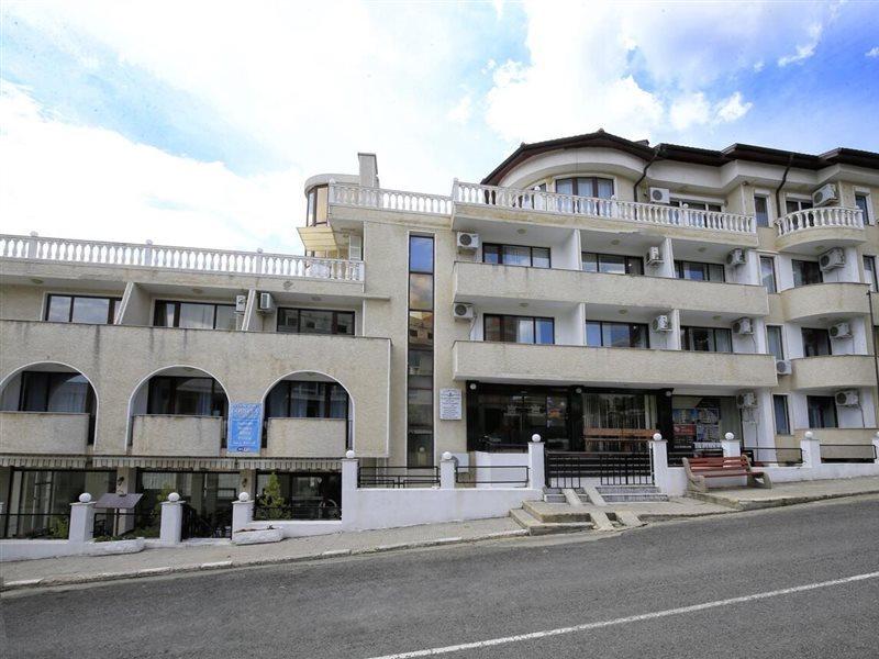 Hotel Corona Sveti Vlas Dış mekan fotoğraf