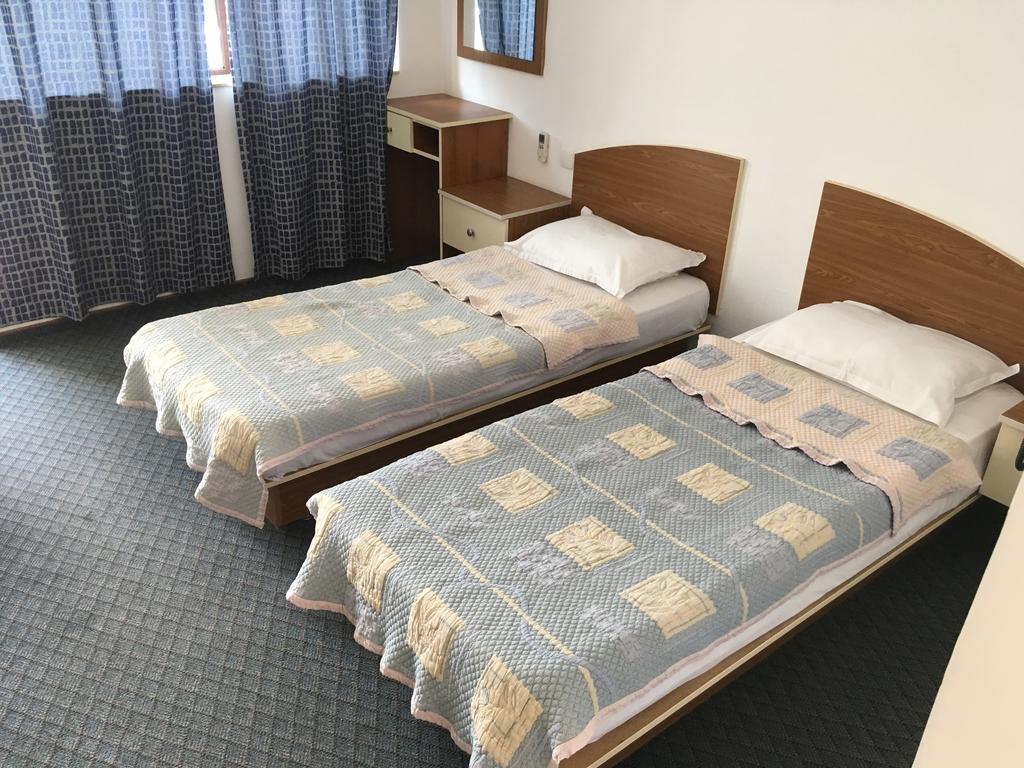 Hotel Corona Sveti Vlas Dış mekan fotoğraf