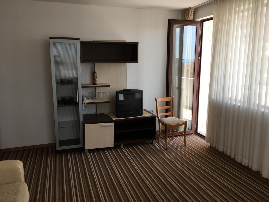 Hotel Corona Sveti Vlas Dış mekan fotoğraf